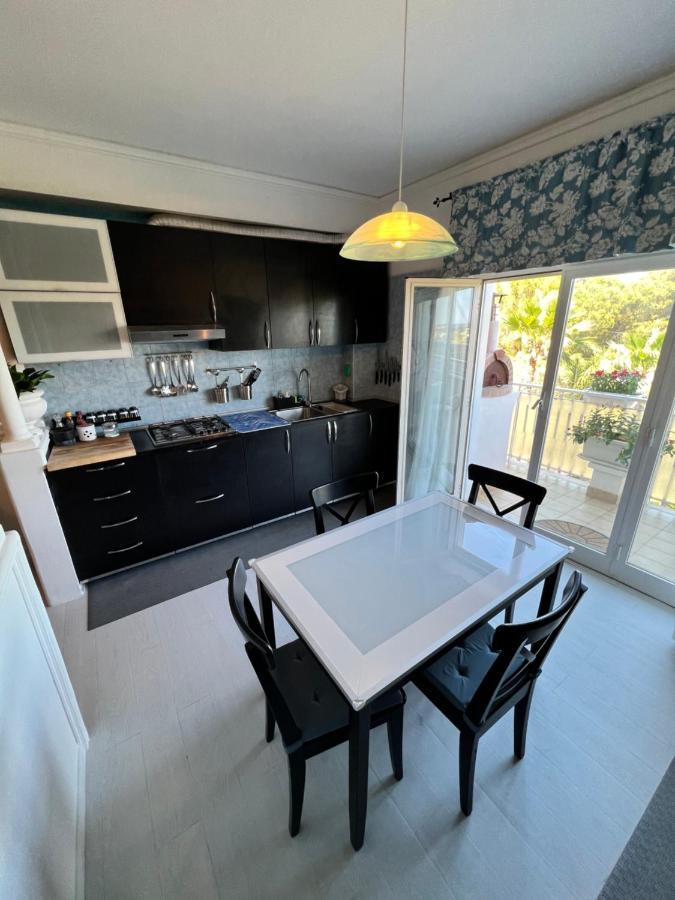 Relaxing Apartments Giardini Naxos Exterior photo