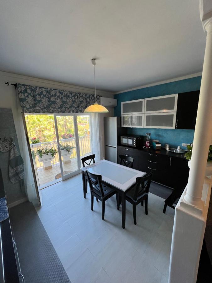 Relaxing Apartments Giardini Naxos Exterior photo